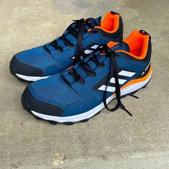 adidas terrex traxion 335